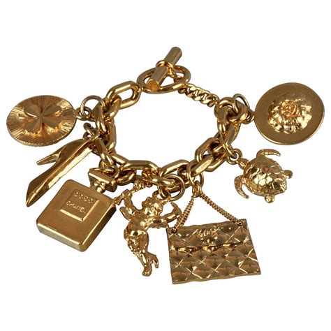 chanel chunky bracelet